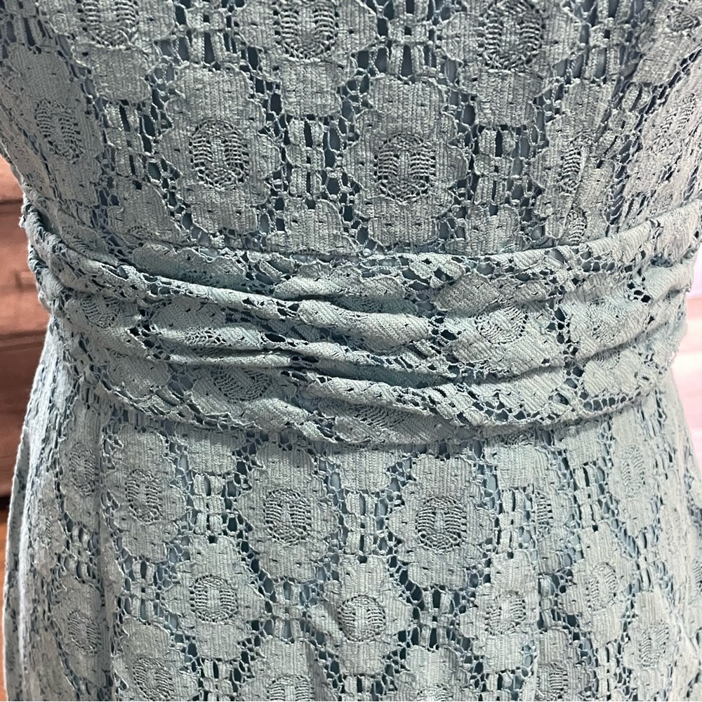 Adrianna Papell Elegant Blue Lace Dress Size 6 - Picture 5 of 8